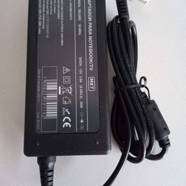 Adaptador para Notebook e TV. 